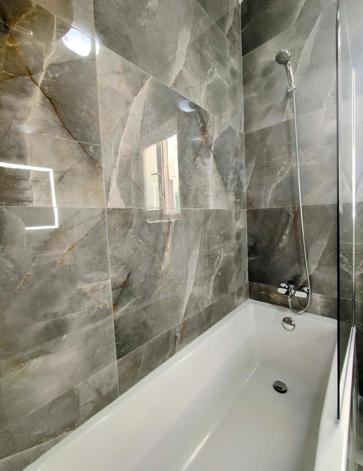 Al-Andalus, Chic Central Rooms Виктория Экстерьер фото